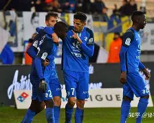 时时彩官网-胜负难料，英超对决再掀激情风暴